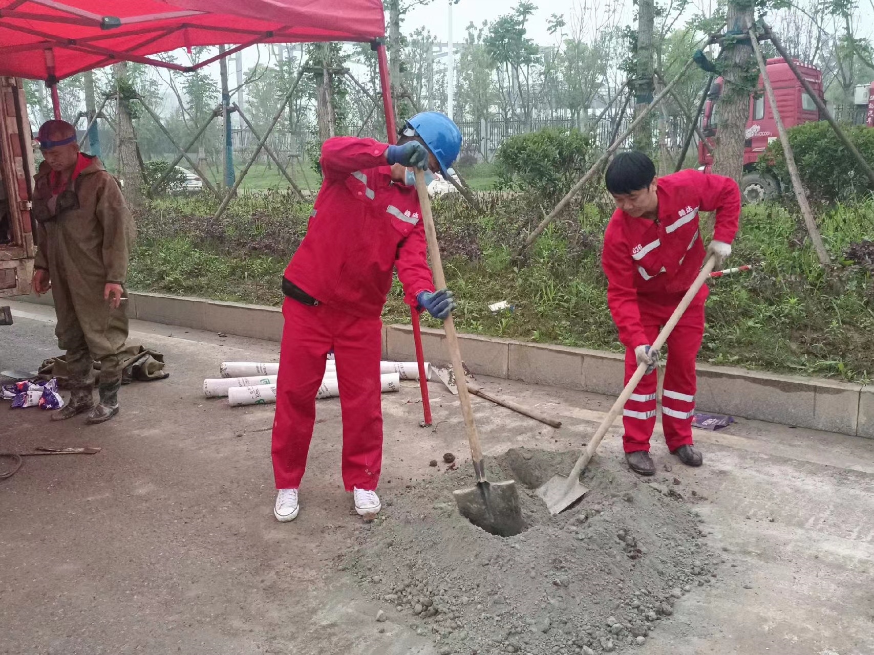 西充管道疏通哪家好】及时进行市政管道清淤